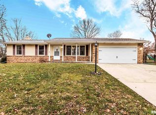 1524 W Thames Dr, Peoria, IL
