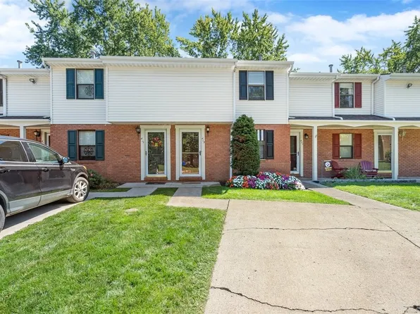 419 Brookside Ct, Seven Fields, PA 16046