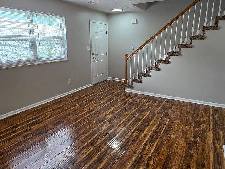 434 Hillside Dr — Photo 11