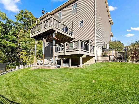 4th image of 6803 N Ironwood Dr