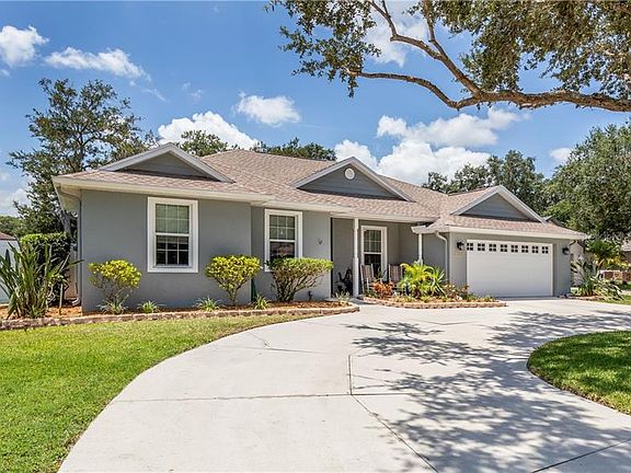 2nd image of 6688 Duck Pond Ln