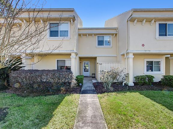 3rd image of 30 Tifton Way S