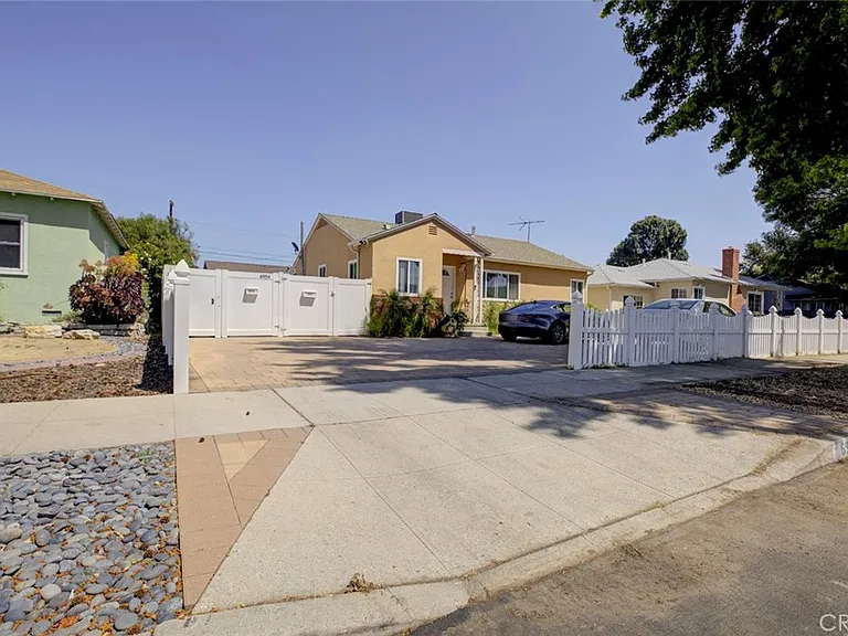 6954 Jellico Ave — Photo 3