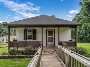 107 Cobb St, Easley, SC 29640