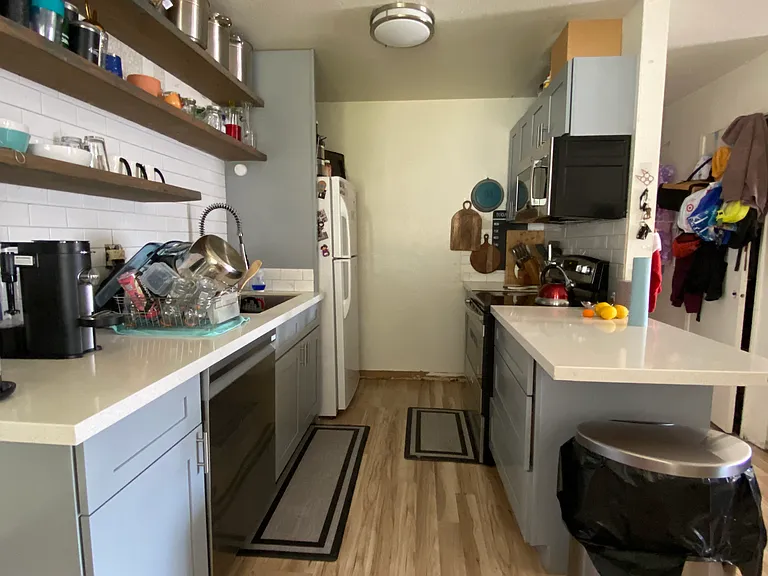 201 Woodrow Ave #28 — Photo 8