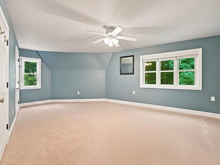 26 Pebble Dr — Photo 16