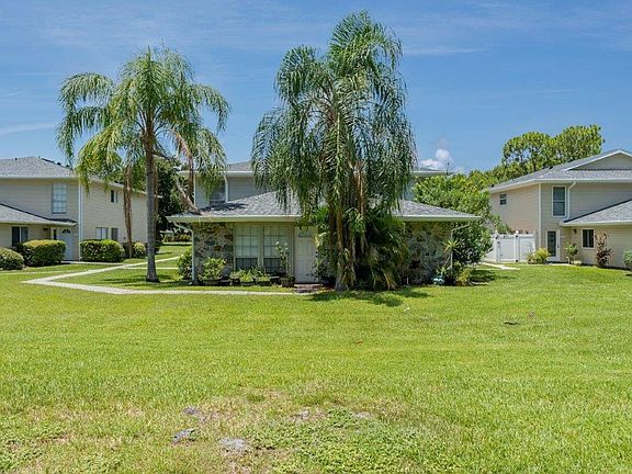 3rd image of 4112 Yellow Pine Ln #28-2