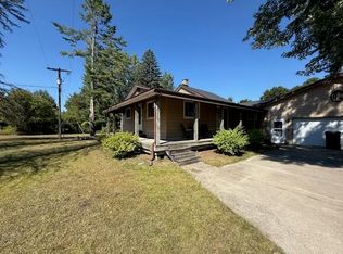 2852 W Neuman Rd, Rhodes, MI 48652