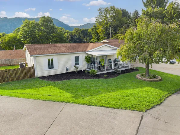 7 Ross Street, New Martinsville, WV 26155