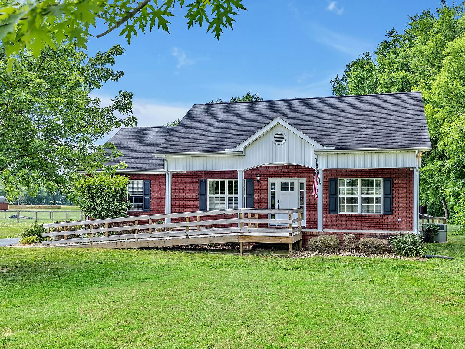 1020 Highway 25 W, Castalian Springs, TN 37031 | Zillow