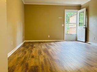 703 Colony Rd, Asheboro, NC 27205