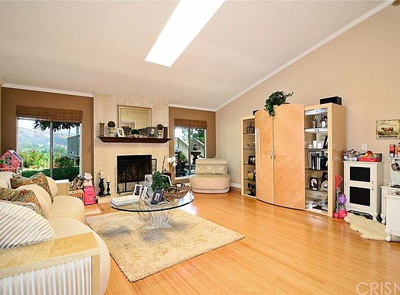 5th image of 23733 Sandalwood St