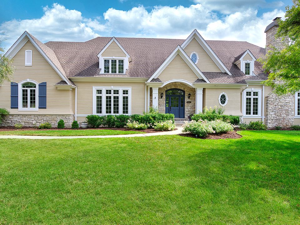 1st image of 2033 Glen Oak Dr