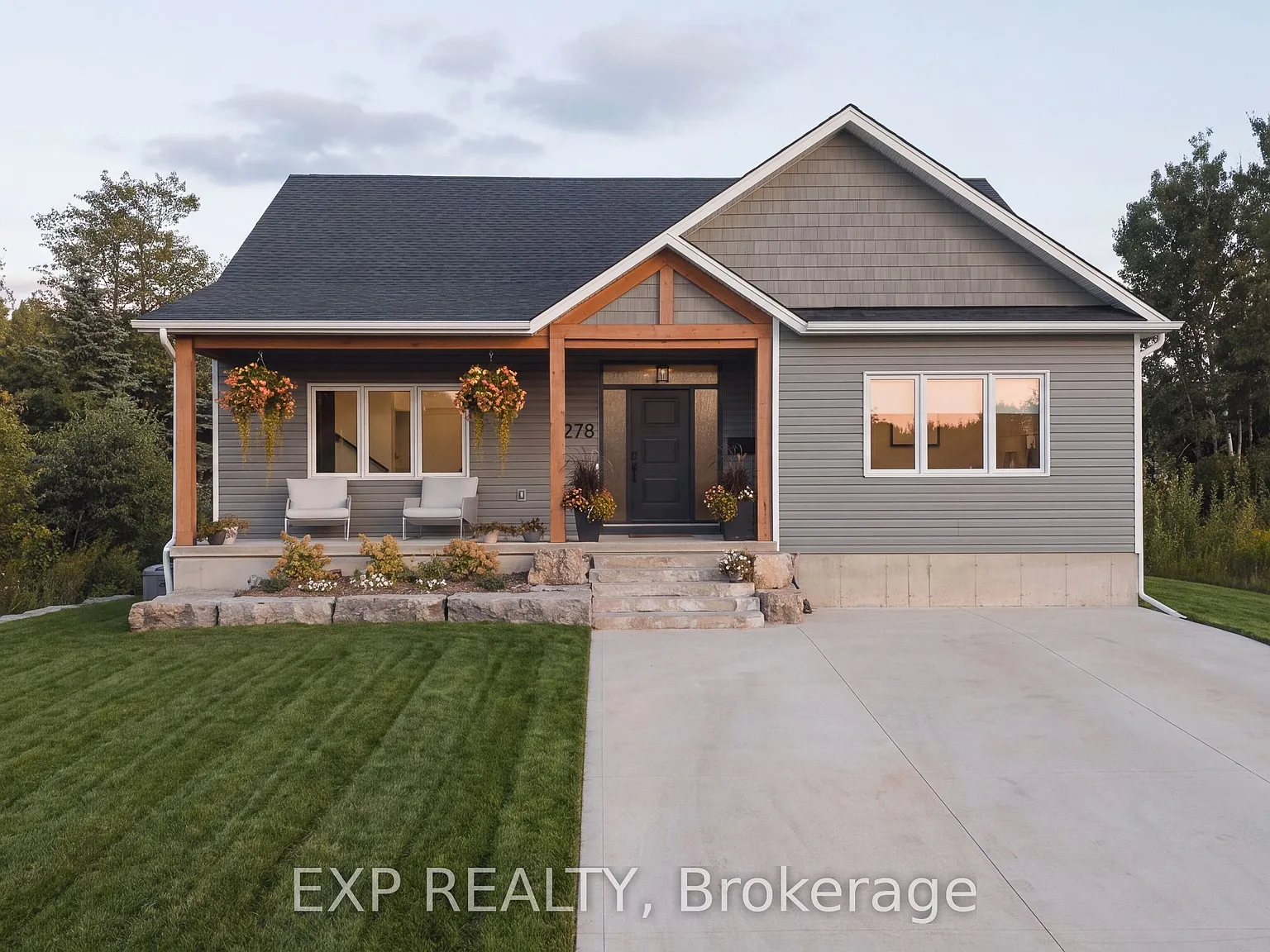 3 bed, $3,100 — Photo 4