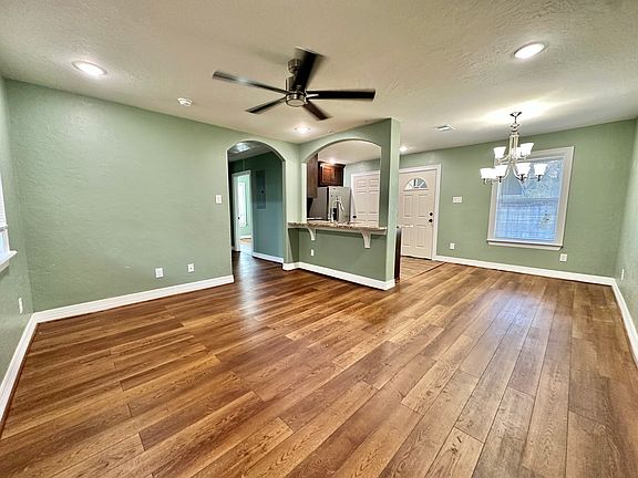 3rd image of 1707 Elsie St #A