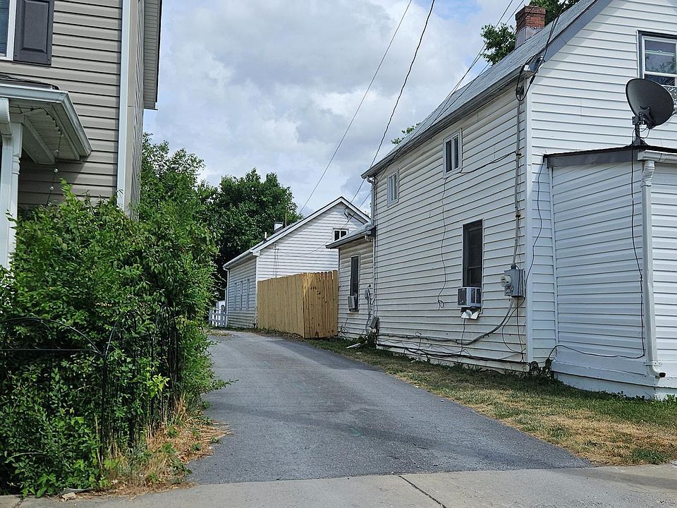 2nd image of 328-328 1/2 Highland Ave