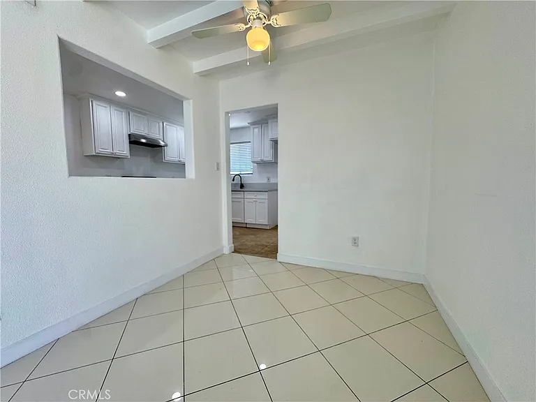 1211 N Siesta St — Photo 5