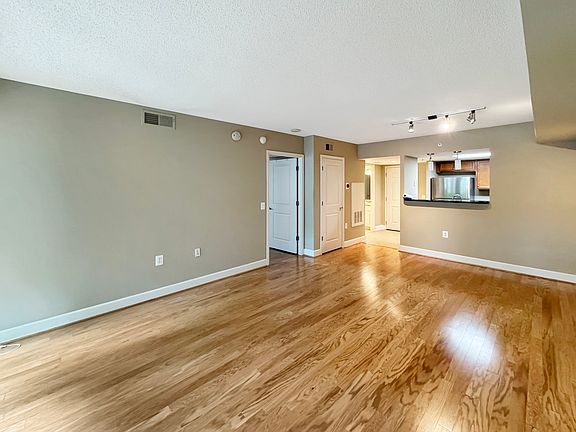 5th image of 11800 Sunset Hills Rd Unit 210
