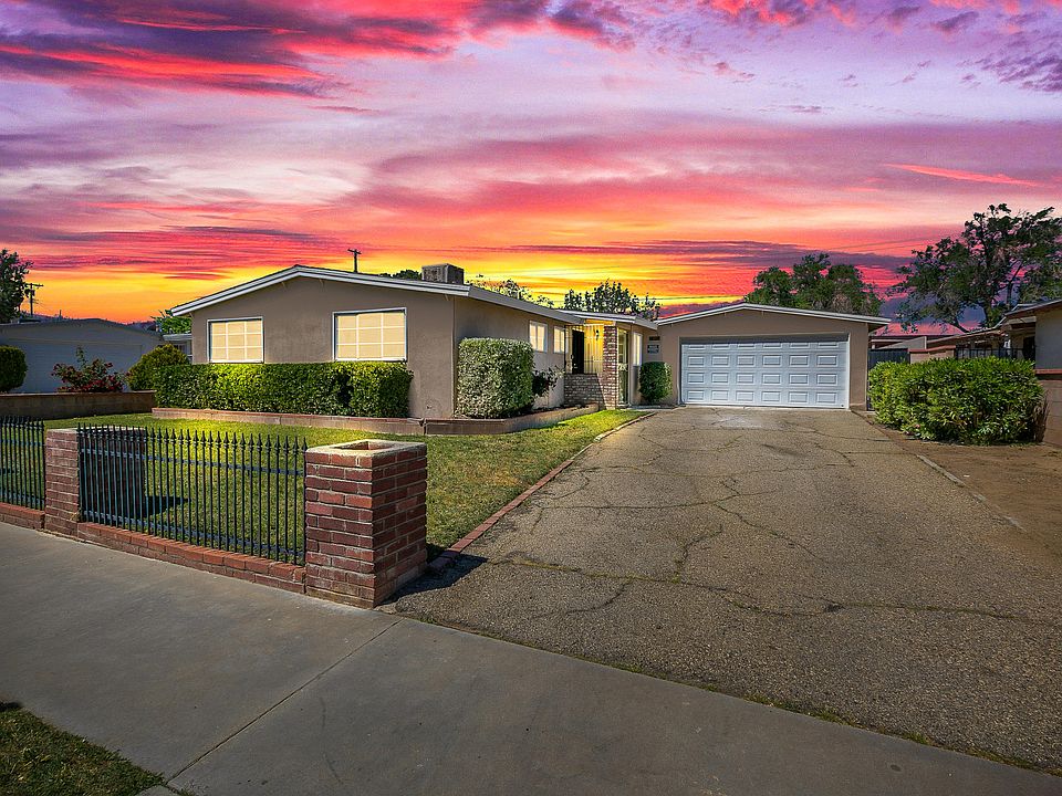 1st image of 44109 Stanridge Ave
