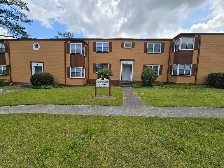 4600 Fort Jackson Blvd #260 — Photo 2