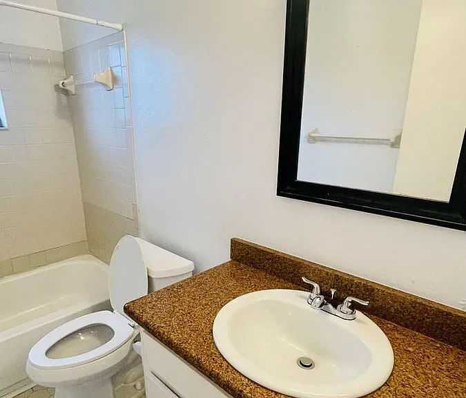 455 Arapahoe Ave — Photo 8