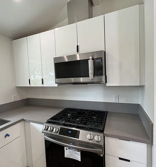 6503 Geyser Ave — Photo 6