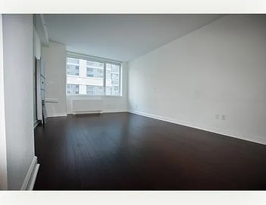 Rented by Nest Seekers International | media 29