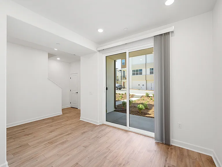 842 Kili St #5 — Photo 4