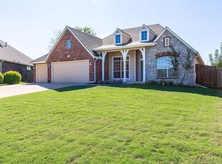 701 E Reno Pl N, Broken Arrow, OK 74012