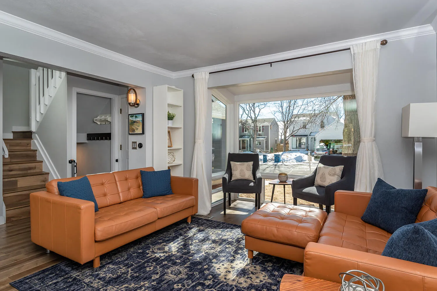3 bed, 1320 sqft, $3,150 — Photo 4
