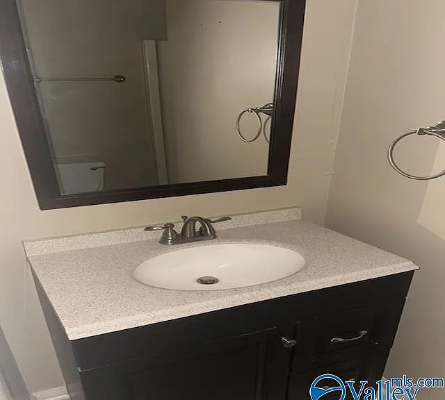 2706 Lantern Walk SE #B — Photo 9