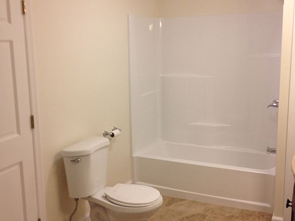 1st Floor Bathroom
