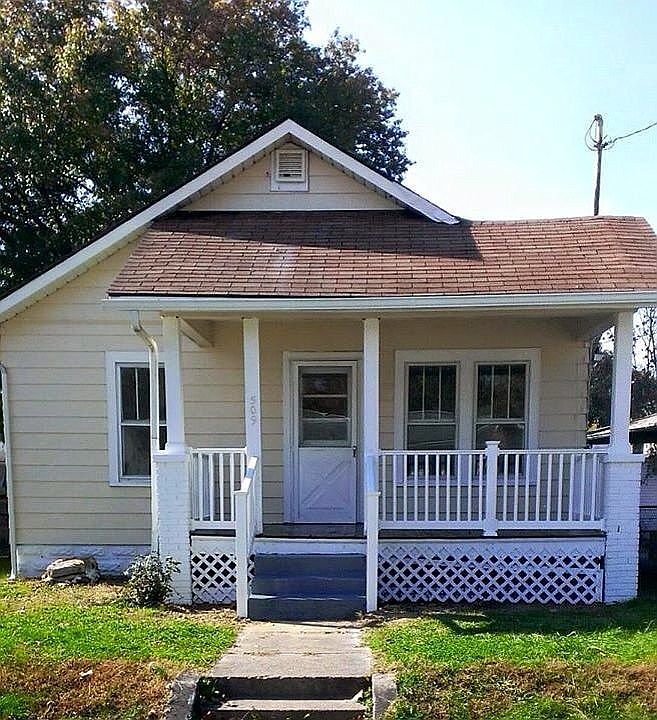 1st image of 509 Maple St