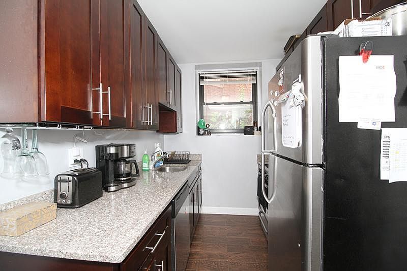 1st image of 1451 W Balmoral Ave APT Gs