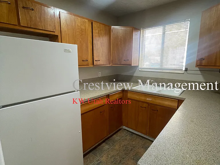 Hoagland 24th Street — Photo 6