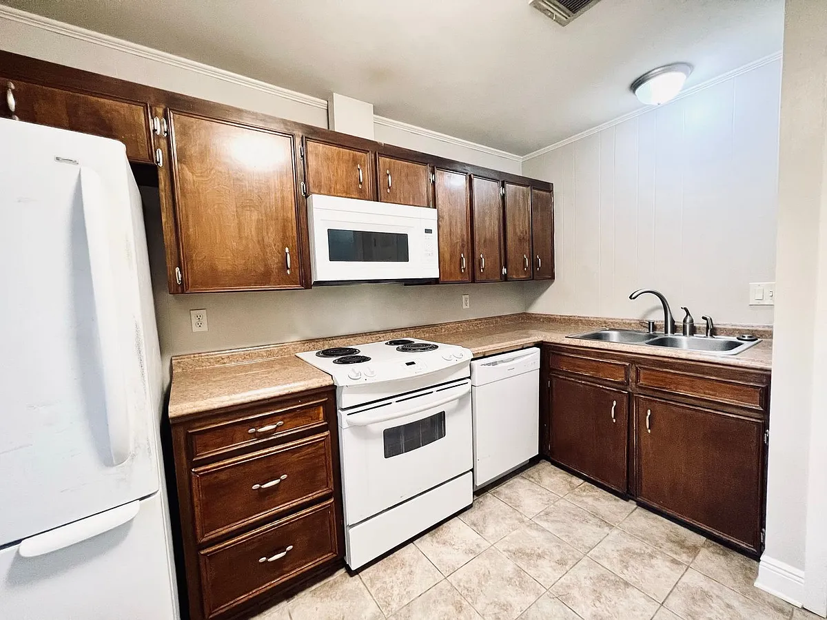 Building Photo - 214 Ryder Dr