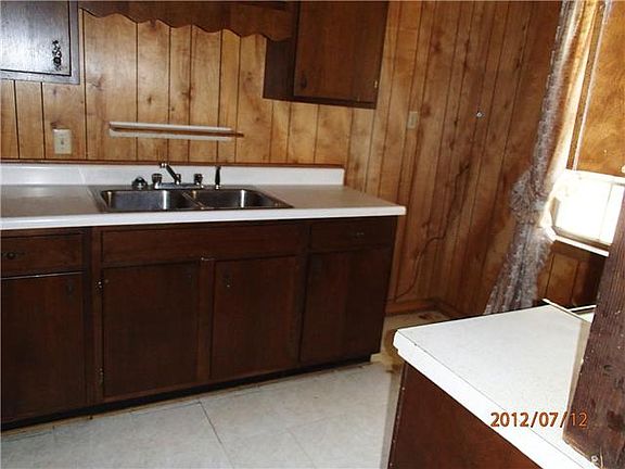 5th image of 358 Willow Ave