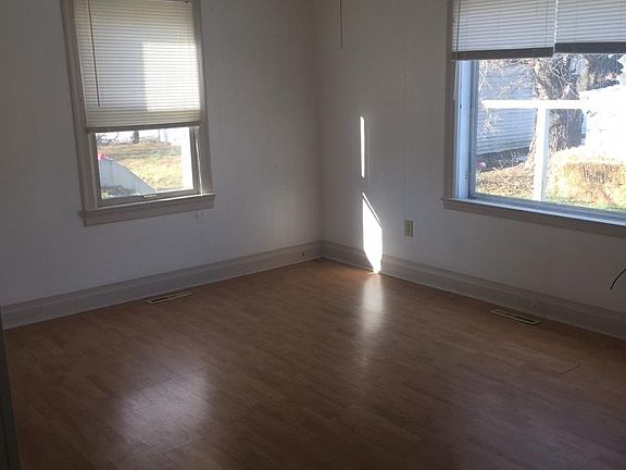 2nd image of 312 N Cedar St