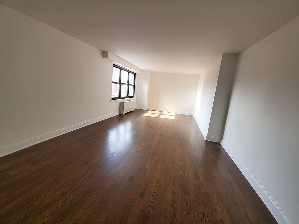 2nd image of 240 E 82nd St APT 16G