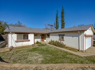 1918 Manchester Dr, Redding, CA