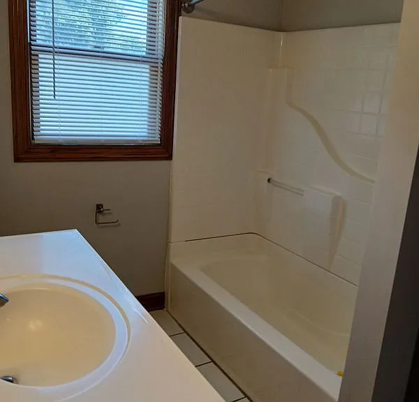 2555 Washington St NE #2 — Photo 2