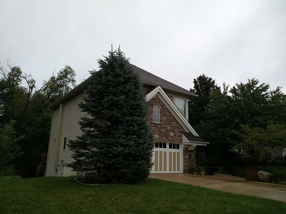 2nd image of 16857 Meadowbrook