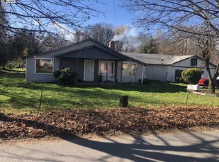 364 Reuben Rd, Glendale, OR 97442