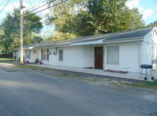 201 Melrose Ave, South Roxana, IL 62087