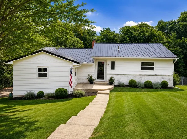 729 Glenwood Dr, Logan, OH 43138
