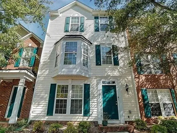 12815 Bullock Greenway Blvd — Photo 3