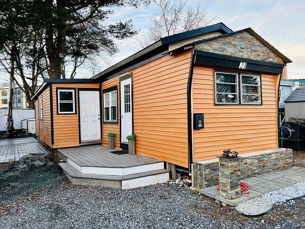 1515 Vfw Pkwy TRAILER M21, West Roxbury, MA 02132 Zillow