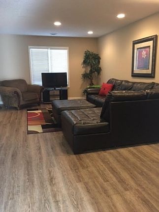 3rd image of 263 Willowbend Pl #0