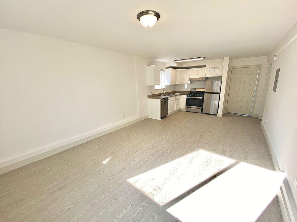 1st image of 60 Latona St