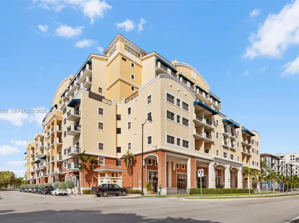 8390 SW 72nd Ave APT 412, Miami, FL 33143